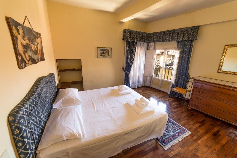 Hemeras Boutique House Dante