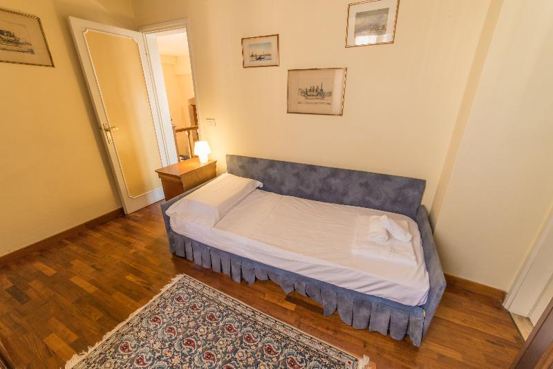 Hemeras Boutique House Dante Hotel 4*